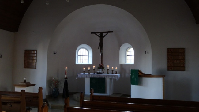 Plattenaltar der Christuskirche Roding